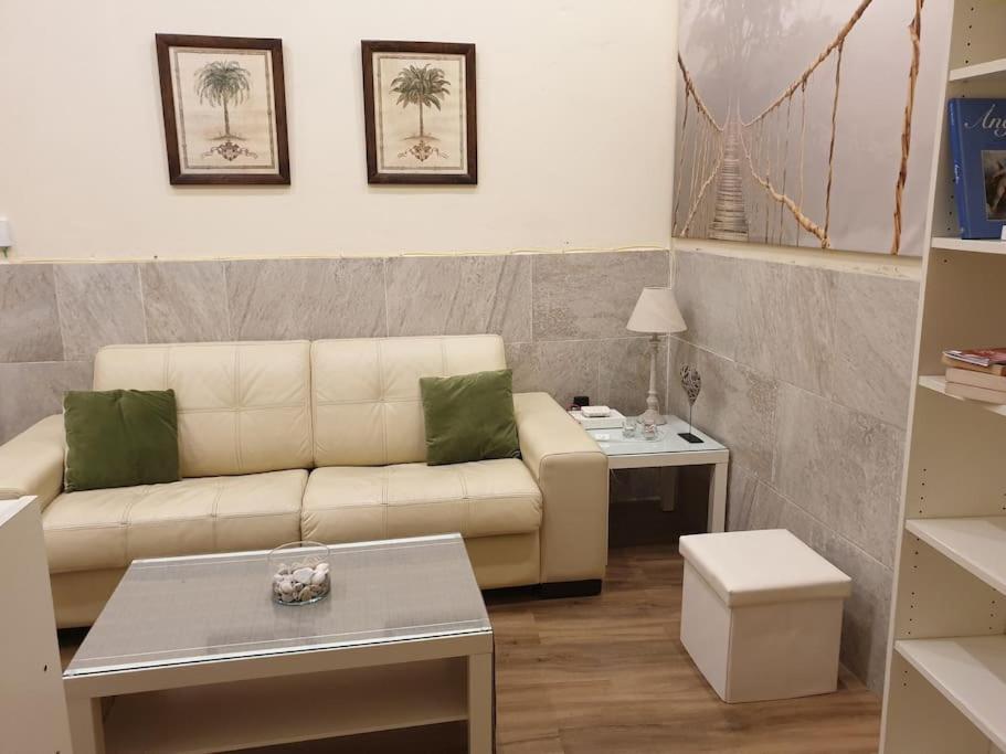 Apartament Imperial Center Seville New Management Since April Kültér fotó